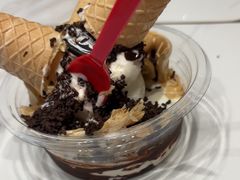 -DQ·蛋糕·冰淇淋(大宁国际商业广场店)