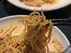 -麻六记(凤凰汇店)