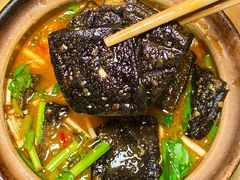 -有红鸡毛店·砂锅菜(抚琴夜市店)