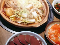 -蔡婶牛腩牛杂煲(长安万科店)