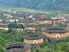 -初溪土楼群