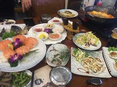 -青瓦餐厅·生鱼片·韩园烤肉(西塔店)