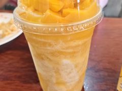 -Dang restaurant (patong phuket)