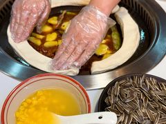 -哈尔滨烧烤·山河村铁锅炖(交大店)