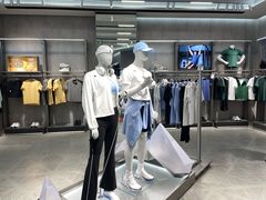 -迪桑特DESCENTE(青岛山东路万象城店)