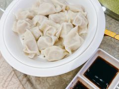 -悦府东北私房菜·饺子王·铁锅炖(长白山万达店)