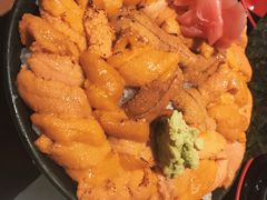 三色海胆饭-魔丼屋(日月光店)