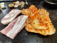 黑毛猪五花-韩阳王石板烤肉