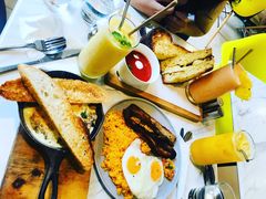 -The Sunny Side Cafe Station 1