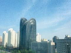 -凤凰中心