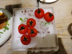 番茄脆菇沙拉-小大董·烤鸭(凤凰汇店)