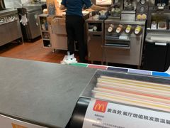 -麦当劳(中山八路店)