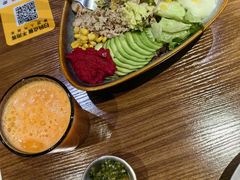 -POKEE VIA&Brunch·维娅(重庆来福士店)