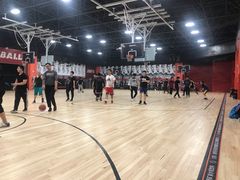 -洛克公园美式运动体验馆(唯品会合肥蜀山城市奥莱店)