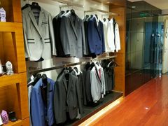 -宇翔服饰(双井桥东首城国际店)