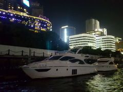 -北外滩百艇汇游艇俱乐部