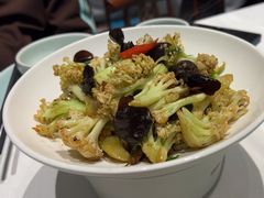 -江城小馆陕南妈妈菜·全球旅行餐厅(钟楼店)