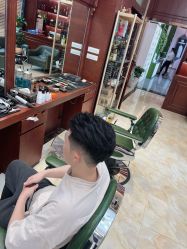 -尼特斯男士发型馆
