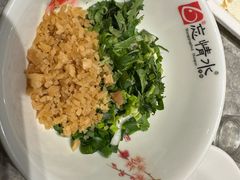 -忘情水鱼头·鲜鱼火锅(滨江中路店)