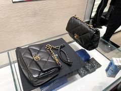-CHANEL(恒隆广场店)