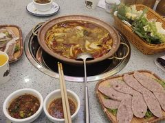 -阿婆情腊排骨火锅(金虹路店)