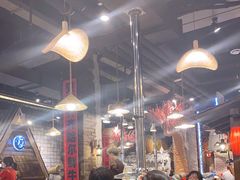 大堂-破瓦寒窑·地摊烤羊排