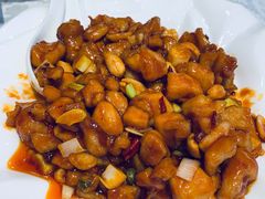 八宝鸡丁-马凯餐厅(地安门店)