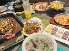 -邑金陵北京烤鸭店·现炒家常菜(ITC MALL店)