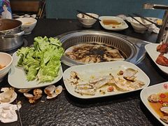 -佰烧海鲜烤肉火锅自助(台东步行街店)