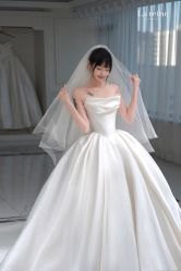 -拉瑞娜LaReine婚纱礼服高级定制