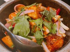 限量啫啫鱼头煲-三利音·东方司宴(外滩店)