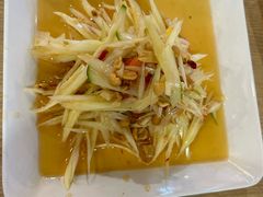 -Pier 21 (Terminal 21 Asok)