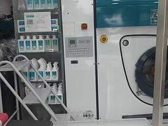 -福奈特洗衣洗鞋(名佳花园店)