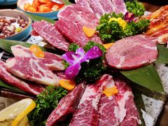 -明洞阿姨·韩式酱蟹烤肉·创意料理(三元桥店)