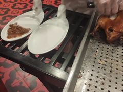-皇城根·烤鸭·鱼头·家常菜(欧亚大观乐活城店)