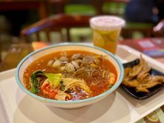 -何记花甲(海岸城旗舰店)