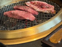 -铭牛烧肉·和牛海鲜自助(高新月牙湖店)