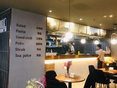 -POKEE VIA&Brunch·维娅(重庆来福士店)