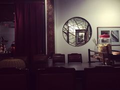-Cuc Gach Quan Restaurant