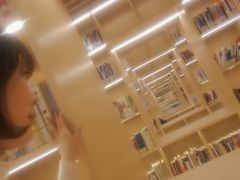 -漕河泾街道图书馆(漕河泾社区文化活动中心店)