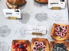 -光作面包Voila Lumiere(中山店)