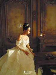 -苏菲亚婚纱摄影