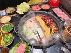 -周小明火锅(黑金冠社区店)