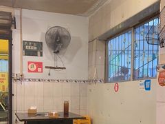 -鸿顺老铁锅美蛙鱼府(解放碑店)