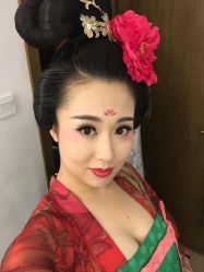 -盘子女人坊生日照·摄影馆(华强店)