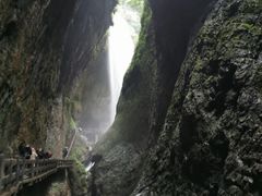 -龙水峡地缝景区