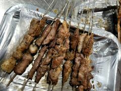 -老广烧烤(骆驼山康馨园店)