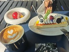 -HALO SOUL COFFEE·咖啡·甜品·简餐(嘉年华海信广场店)