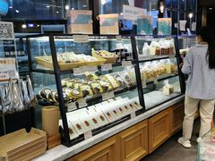 面包甜点陈列柜-多乐之日(和平伊势丹店)