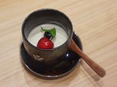 牛奶布丁-鮨青(恒基名人购物中心店)